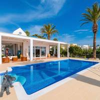 Grande Dame Villa