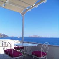 Vlichos Studio Apartment