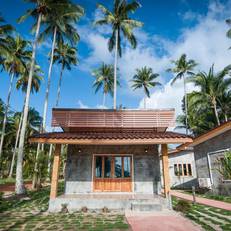 Seafar Resort