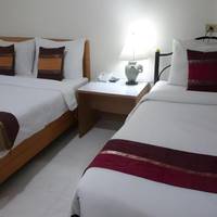 Central Place Hotel