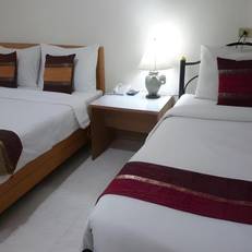 Central Place Hotel