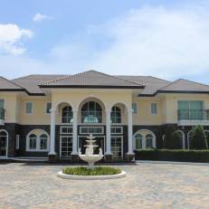The Mansion