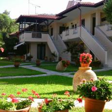 Maria - Pavlos Studios and Apartments
