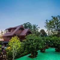 Ruan Rong Rong Resort & Spa