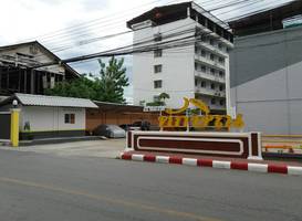 Thaksin Hotel