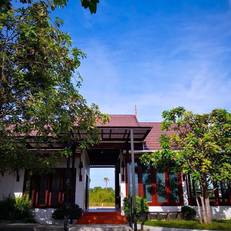Khum Nakhon Hotel