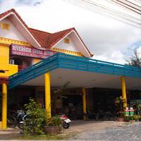 Riverside Guesthouse