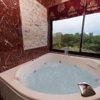Thongtara House Boutique Hotel