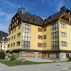 Apartament Triples