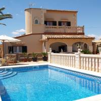 Villa Lopez