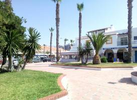 salobrena primera linea de playa