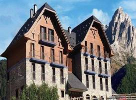 Apartahotel Tres Quinones