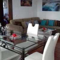 Las Rosas Apartment