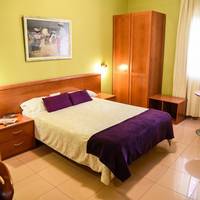 Hotel Dora