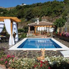 Holiday home Nerja 75 with Outdoor Swimmingpool