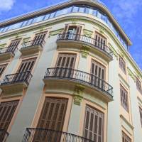 Alcazaba Premium Hostel