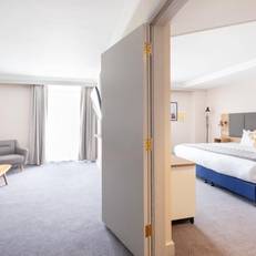 Holiday Inn City