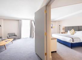 Holiday Inn City