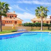Sunny house near Benidorm