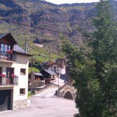 Apartaments Pont Romanic