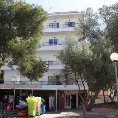Hostal Arenal Pins