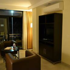 San Pablo Suites