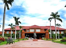 Fort Ilocandia Resort