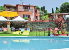 Apartment Trevignano Romano -RM- with Outdoor Swimming Pool 199