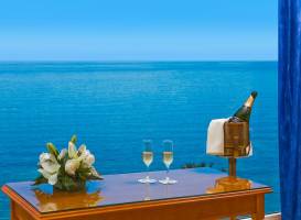 Playadulce Hotel
