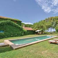 Six-Bedroom Holiday Home in Tarquinia (VT)