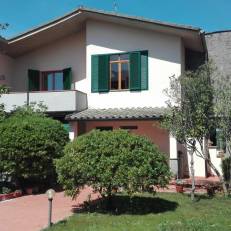 Appartamento Sezzate 40