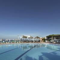 Fiesta Hotel Cala Nova