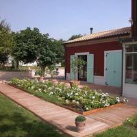 Borgo Rosso Country House B&B