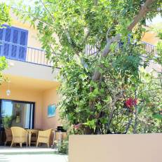 Cozy Duplex house