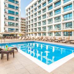 Golden Sands Hotel Apartments