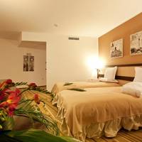 Earth & People Hotel & SPA