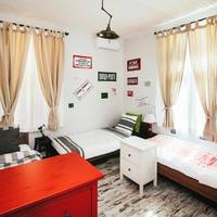 5 Vintage Guest House