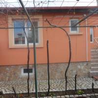 Tainov House