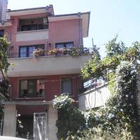 Serbezovi Guest House