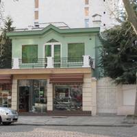 Apartment Center