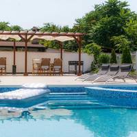 Apartment in Shalimar Bay