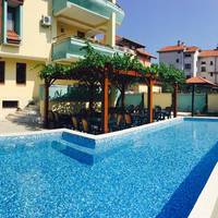 Paradise Chernomorets