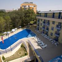 Blue Sky Hotel