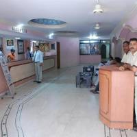 Hotel Dwaraka Inn