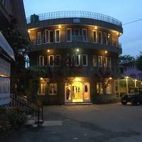 Hotel Humza