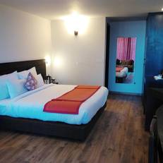 Woodsmoke Resort and Spa