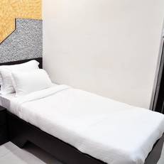 Hotel Savera