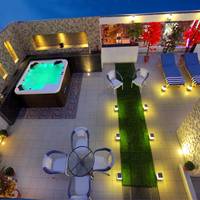 The Pearl Hotel
