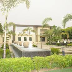 Hotel Golden Tulip, New Delhi