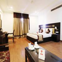 OYO Rooms Near Kailash Colony Metro